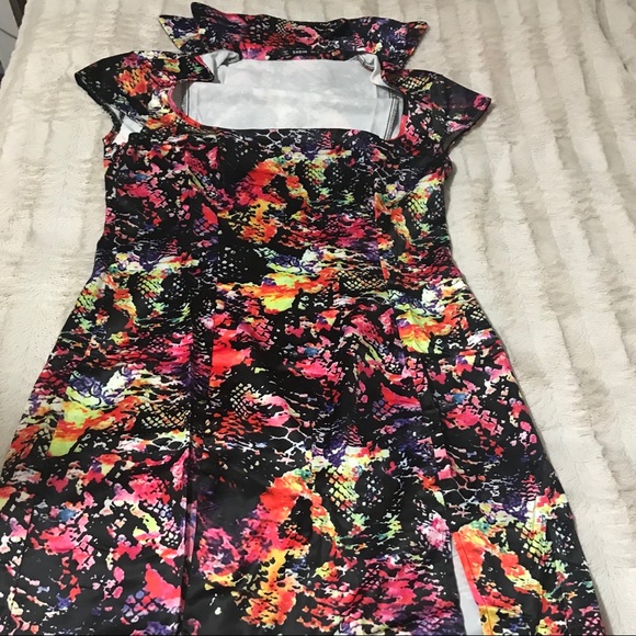 Split gel Square neck dress - Picture 3 of 4